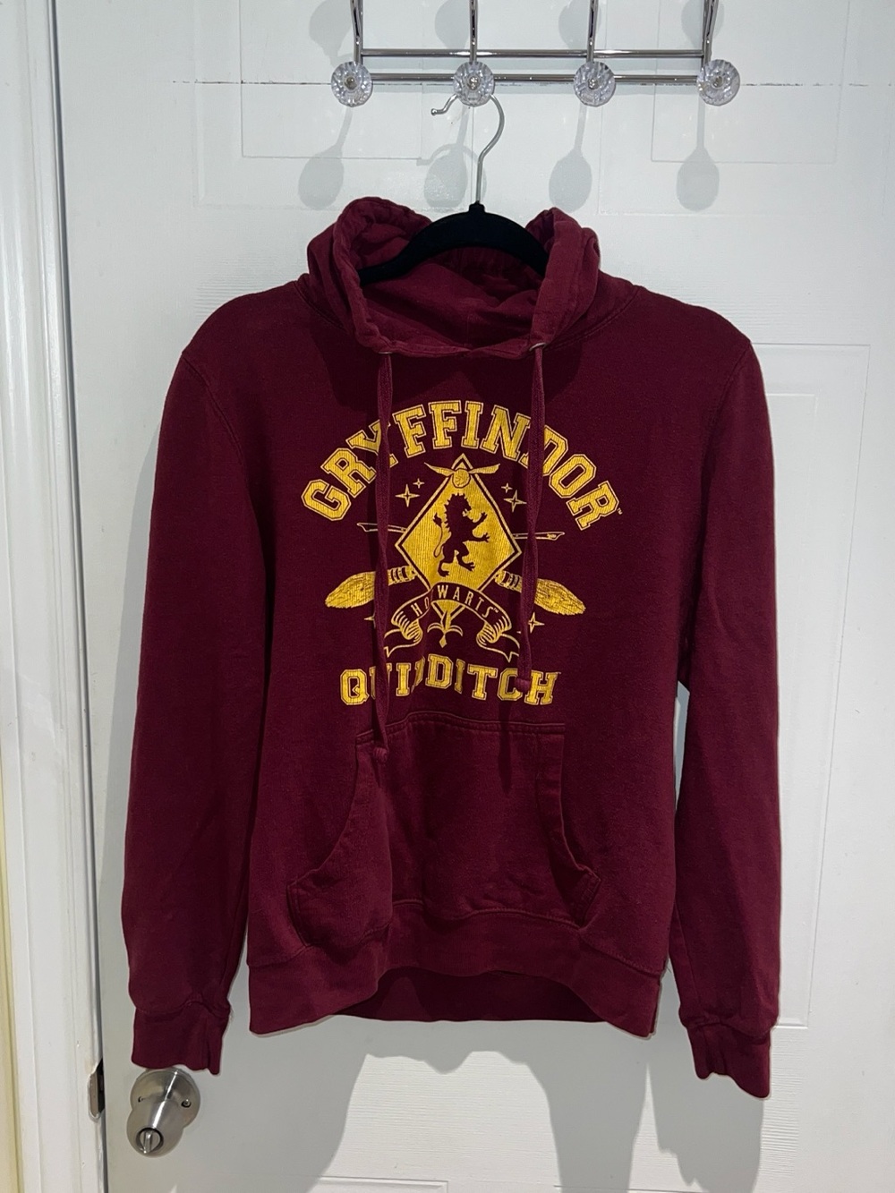 Harry Potter Gryffindor Quidditch Burgundy Unisex Hoodie Size Medium Classic